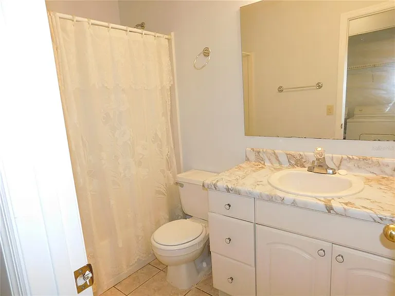 1118 Spring Meadow Dr — Photo 11