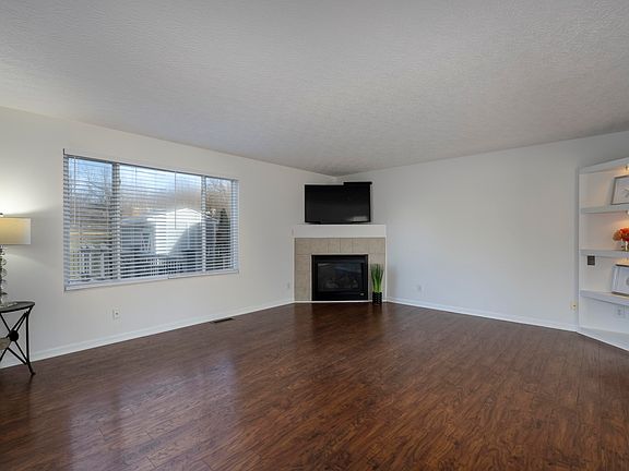 5th image of 11021 Pelphry Ln