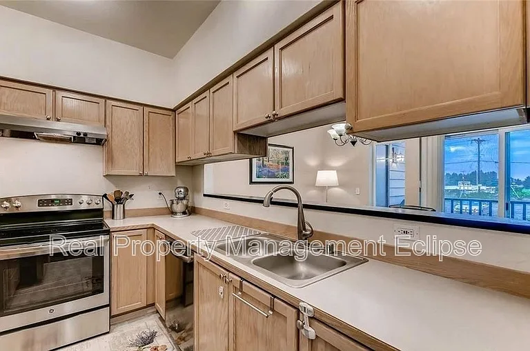 18930 Bothell Everett Hwy #G204 — Photo 7