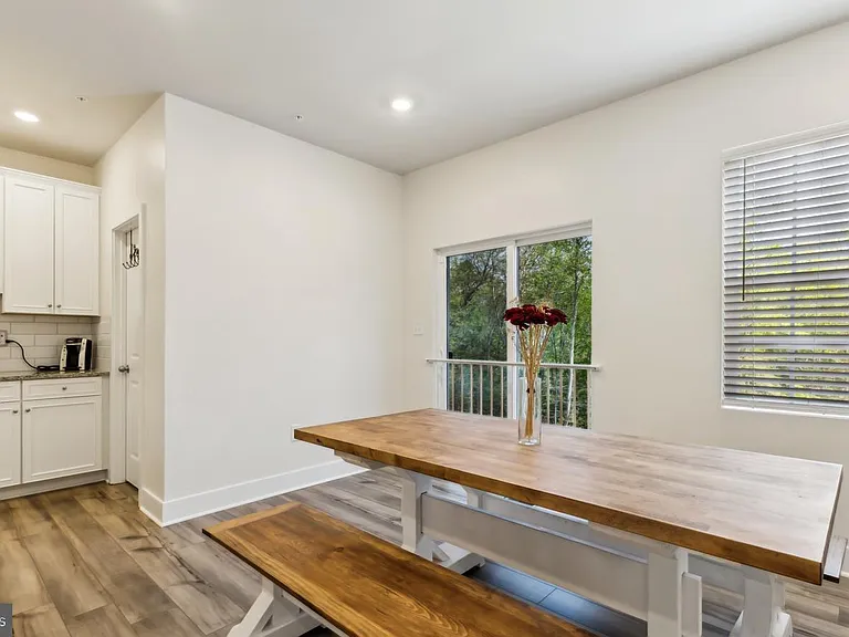 45455 Concord Way — Photo 10