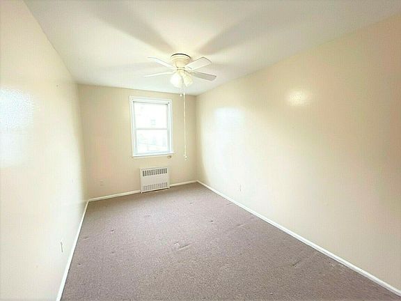 3rd image of 915 E 103rd St #1