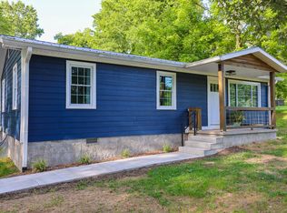 58 E 1st St, Tracy City, TN 37387