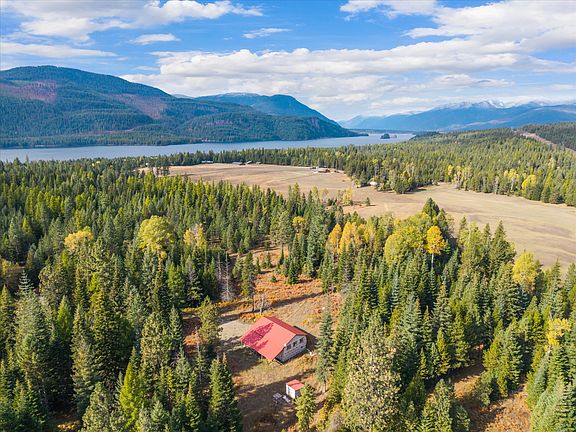 2nd image of 70 Copper Ridge Rd