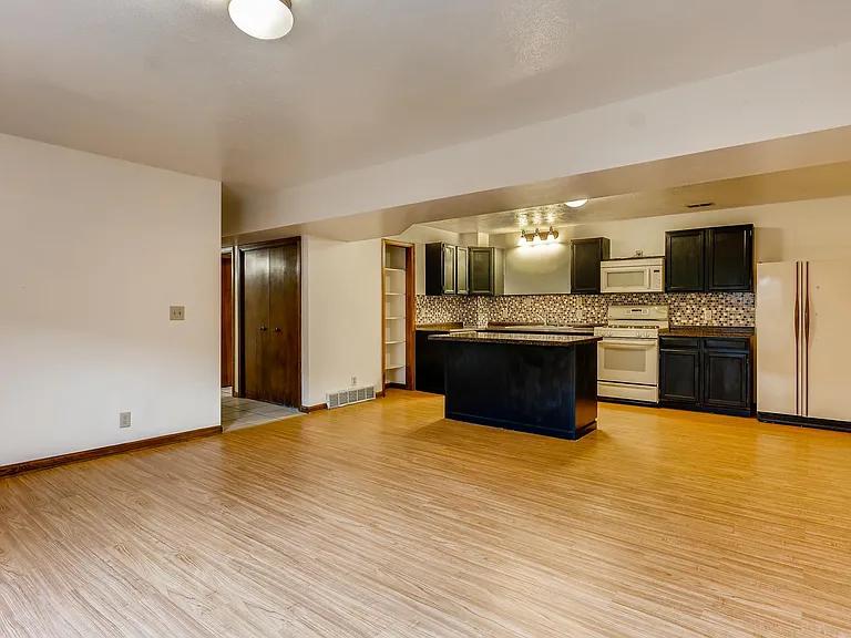 2309 S Eudora St — Photo 3