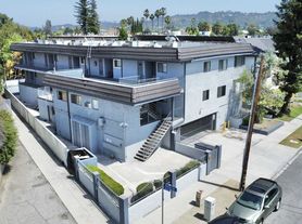 , Sherman Oaks, CA