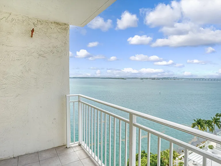 770 Claughton Island Dr #1114 — Photo 21