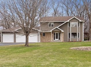 3180 Burr Oak Cir, Chaska, MN 55318