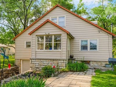 7121 NW Eastside Dr, Kansas City, MO, 64152