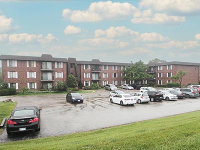 100 Clubhouse Ln APT 105B, Lake Zurich, IL, 60047