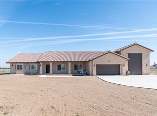 10022 Adobe Rd, Oak Hills, CA 92344