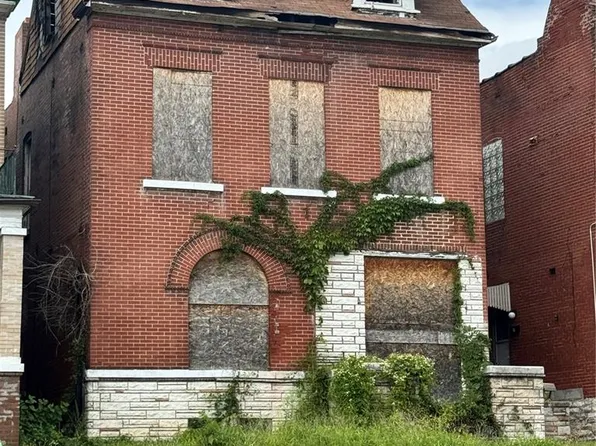 743 N Euclid Ave, Saint Louis, MO 63108