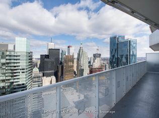 100 Harbour St UNIT 5602, Toronto, ON M5J 0B5