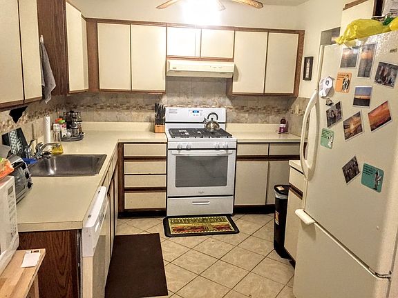 Large eat-in kitchen