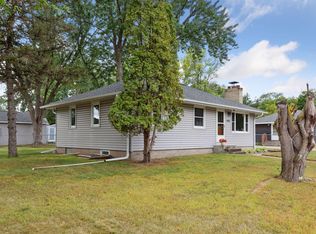 1698 Hillview Rd, Shoreview, MN 55126