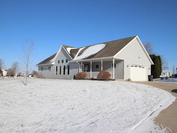 N916 Pebble Ridge Rd, Greenville, WI 54942