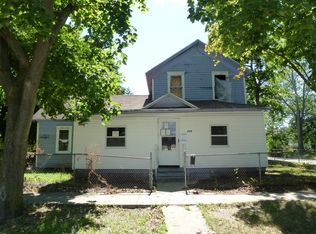 299 Sumner Ave, Muskegon, MI 49442