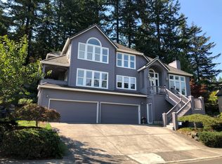 895 SW 67th Pl, Portland, OR 97225