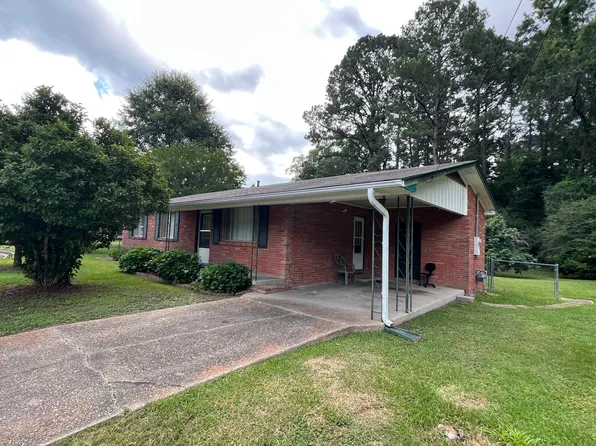 111 Katherine Dr, Columbia, MS 39429