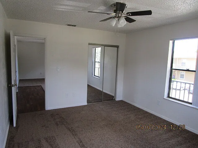 640 8th St — Photo 3