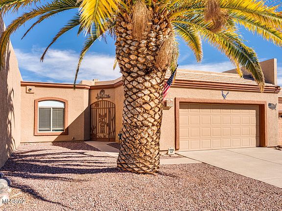 2nd image of 2541 S Pecan Valley Pl