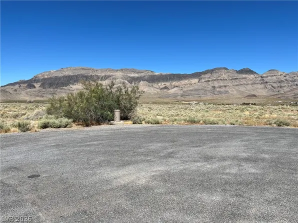 1561 Big Oak Ln, Pahrump, NV 89060