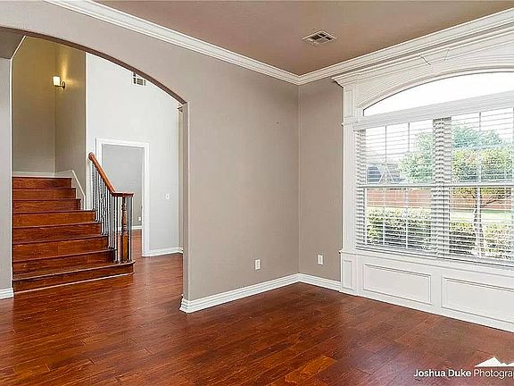 2nd image of 4005 SE 3rd St