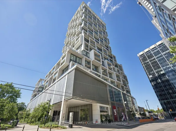 5 Soudan Ave #703, Toronto, ON M4S 0B1