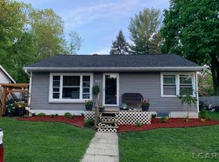 109 Loomis St, Clinton, MI 49236