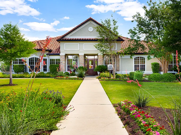 Clubhouse - Welcome!