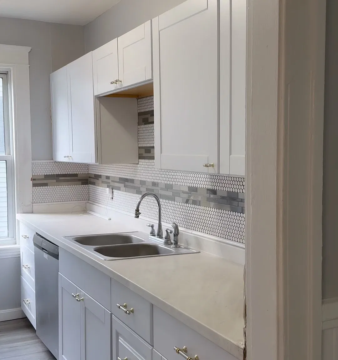 97 Dana Ave — Photo 2