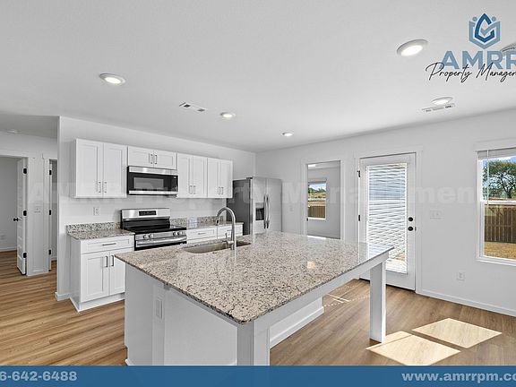 3rd image of 301 Golden Field Rd