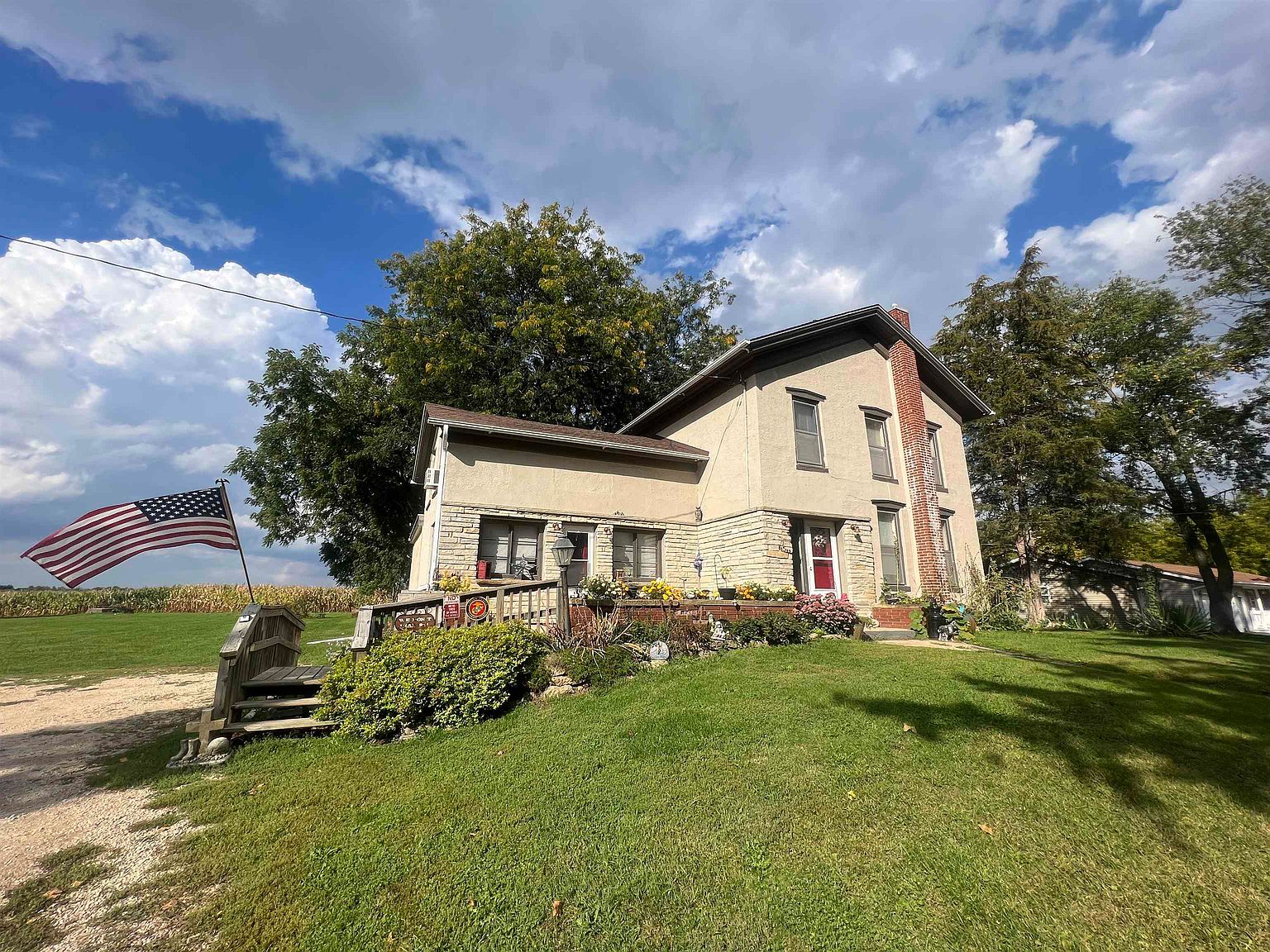 315 W Benton St, Mount Carroll, IL 61053 MLS 202305623 Zillow