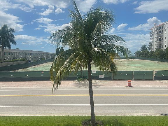 5th image of 1100 Gulf Shore Blvd N #20434102