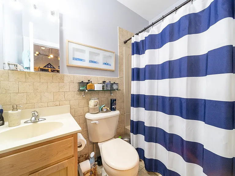 261 Grove St #2 — Photo 4