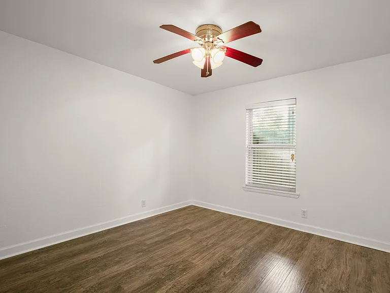 2020 S Congress Ave #2102 — Photo 10