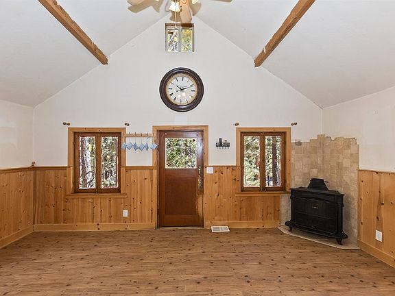 5th image of 534 Hemlock Dr