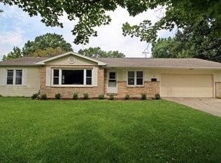 7 Heather Ln, Columbia, MO 65203