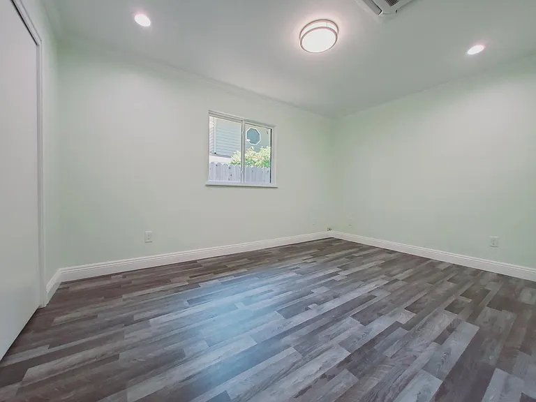 4116 C St — Photo 16