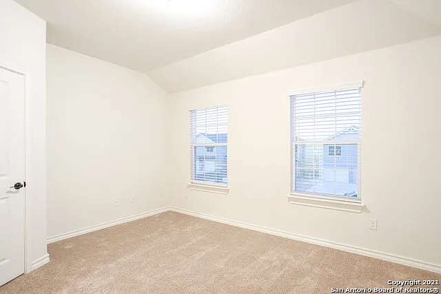 13902 Enzo Gate #102 — Photo 4