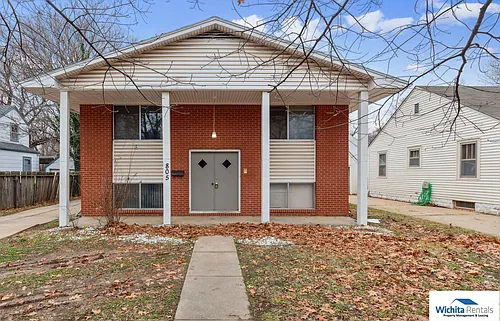 Floor plan 805 S. Erie