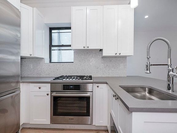 4th image of 319 Lincoln Pl #Ll4