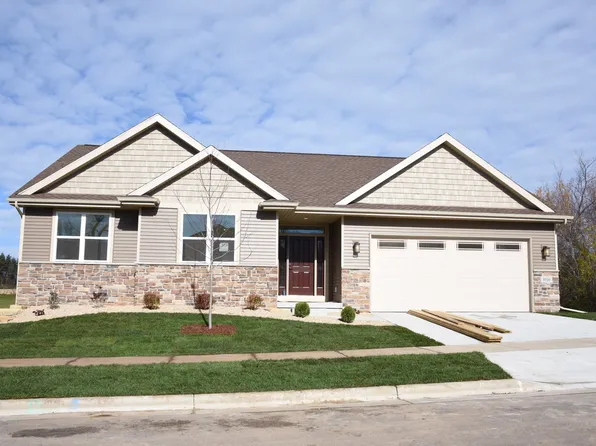 9516 Lost Pine Trl, Verona, WI 53593