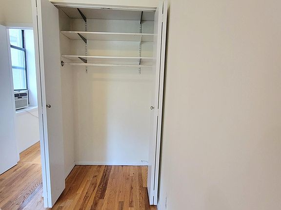 2nd image of 657 10th Ave #J