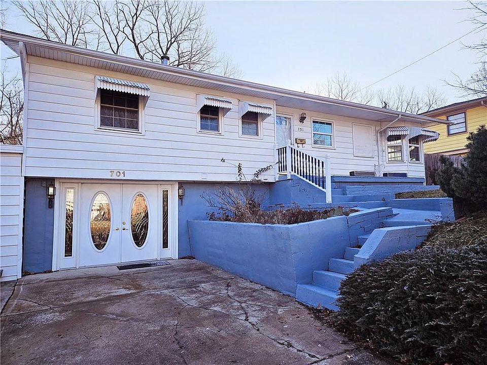 1st image of 701 S Crisp Ave