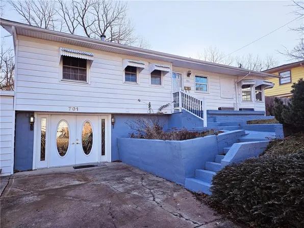 701 S Crisp Ave, Independence, MO 64054