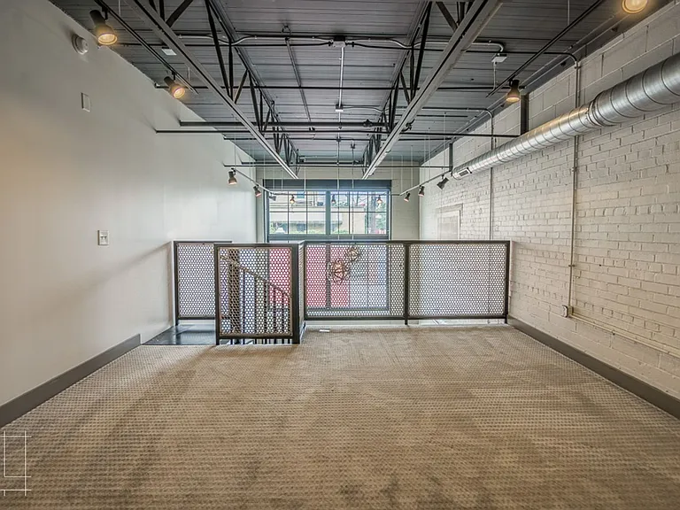Wonder Bread Lofts — Photo 73