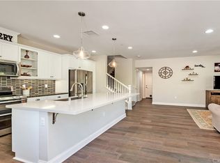 806 El Paseo, Lake Forest, CA 92610
