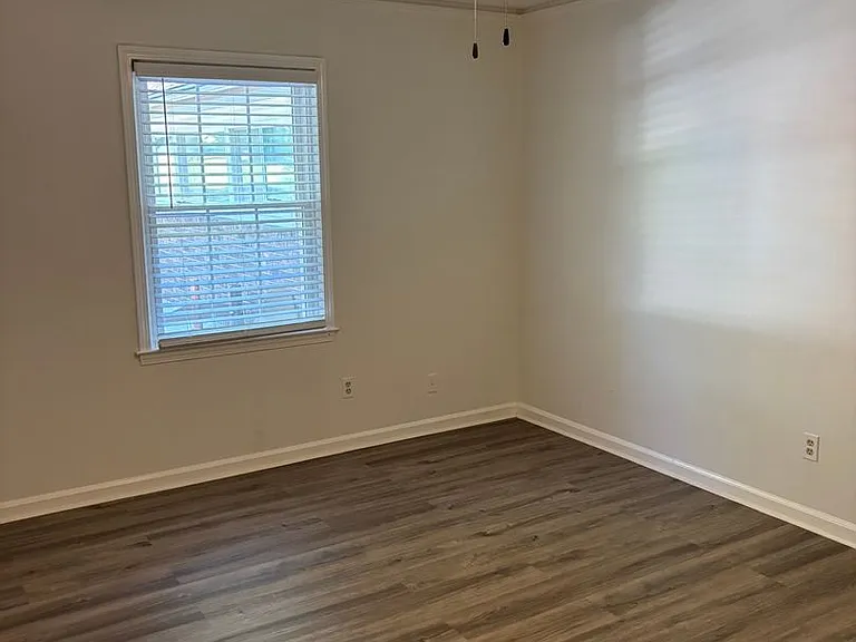 6129 Charing Dr — Photo 23