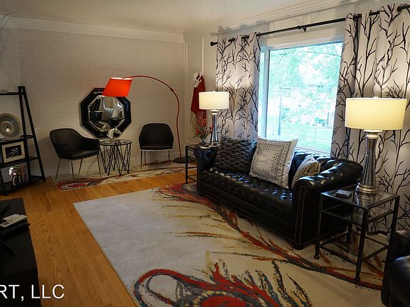 4th image of 1433 Lakeway Ave #Koi