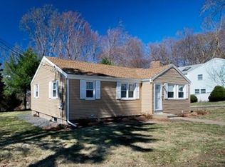 12 Grace Rd, Woburn, MA 01801